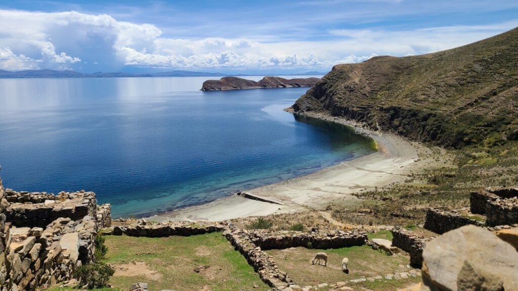 Ruins on Isla del Sol with Lake Titicaca in background